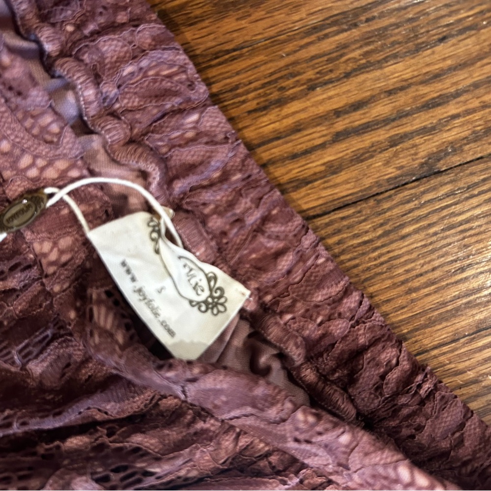 Joyfolie Mauve Lace Skirt - Picture 2 of 2